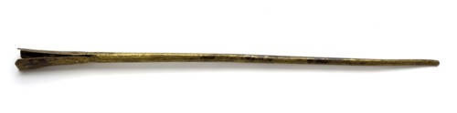 Yellow meat steward, four-part end, meat stalk soil found copper metal, beaten sawn yellow copper meat stew Conical pin