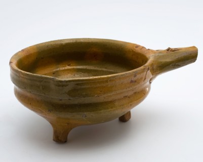 Pottery saucepan, red shard, glazed with greenish spots, pouring lip, on three legs, saucepan pan crockery holder kitchenware