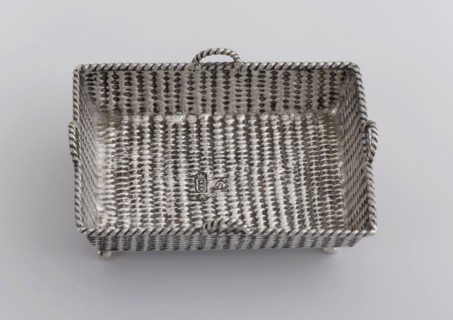 Silversmith: Arnoldus van Geffen, Silver rectangular miniature diaper basket, diaper basket basket dolls toy relaxing medium