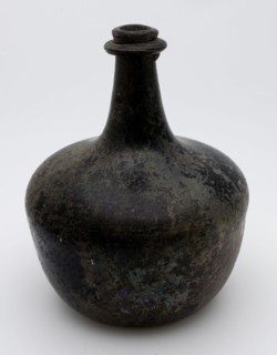 Belly bottle, German shaft & globe, bottle holder groundfound glass cork, flat shoulders and rejuvenated, neck