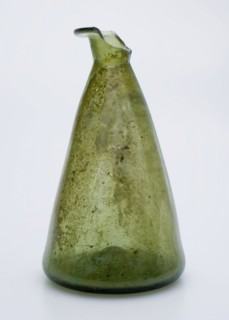 Fragment of hourglass glass, hourglass timepiece measuring instrument bottomfound glass, free blown and formed Fragment