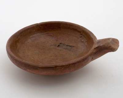 Pottery saucepan, red shard, lead glaze on three pinched stand fins, saucepan pan tableware holder kitchenware soil find toy