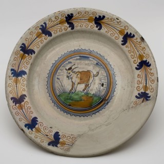 Earthenware pancake dish, saucer with goat, polychrome, majolica, aigretland, dish plate crockery holder soil find? ceramics