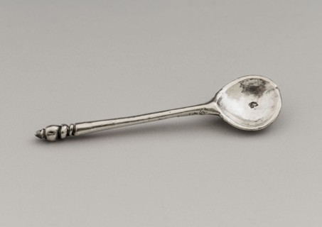 Silver miniature spoon, spoon cutlery miniature model silver, Spoon with round bowl turret as handle end. tax stamp: dolphin