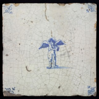 White tile with blue putto; corner pattern ox head, wall tile tile sculpture ceramic earthenware glaze, baked 2x glazed painted