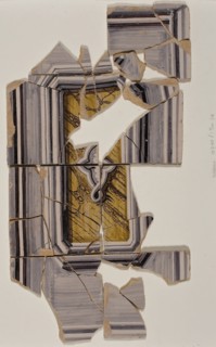 Tile panel, two times four tiles, purple, gray and ocher yellow on white, centrally button-shaped ornament in ocher marble