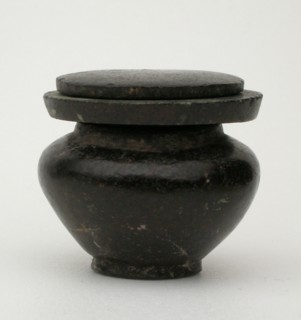 Kohl Jar with Lid, Middle Kingdom, Dynasties 12–13 (about 1985–1650 BC), Egyptian, Egypt, Hematite,