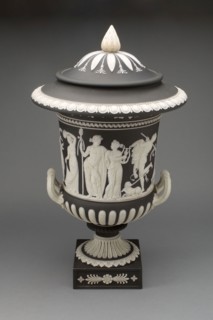Borghese Vase, 1850/1900, Wedgwood Manufactory, England, founded 1759, Burslem, Stoneware