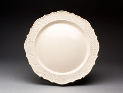 Dish, 1750/59, England, Staffordshire, Staffordshire, Salt-glazed stoneware, Diam. 38 cm (15 1/4 in
