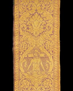Fragment (From an Orphrey Band), 15th century, Italy, Silk and linen, compound weave, 114.4 x 21.6