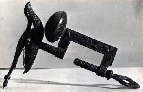 Sewing Bird, c. 1853, United States, Brass-colored, with bird-shaped clamp and floral design on