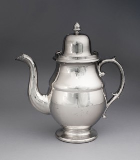 Chocolate Pot, 1810/20, England, Staffordshire, Staffordshire, Lead-glazed earthenware with lustre