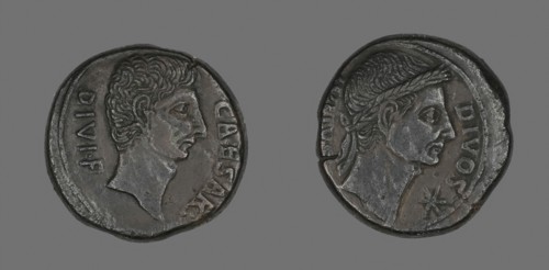 Coin Portraying Julius Caesar, about 38 BC, Roman, Roman Empire, Bronze, Diam. 3 cm, 19.57 g