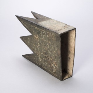 Architectural Fitting (Gong), Eastern Zhou dynasty, Spring and Autumn period (770–481 B.C.), 7th