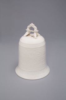 Bell with Archaistic Motifs, Qing dynasty (1644–1911), mid–17th century, China, Dehua ware (blanc