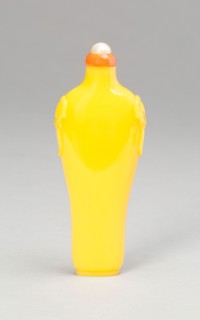Snuff Bottle with Mock Lion Mask Handles, Qing dynasty (1644–1911), 1730–1790, China, Imperial