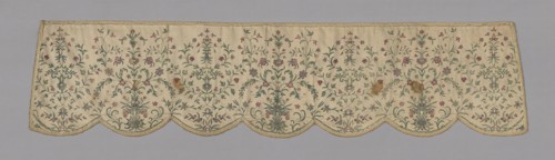 Valance, 18th century, England, Cotton, twill weave, embroidered, 40.3 × 175.3 cm (15 7/8 × 69 in.)
