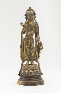 White-Robed Guanyin (Avalokiteshvara) in Thrice-Bent Pose (Tribhanga), Holding a Vase with Nectar