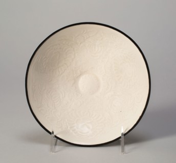 Dish with Crane amid Floral Scrolls, Jin dynasty (1115–1234), 12th century, China, Ding ware,