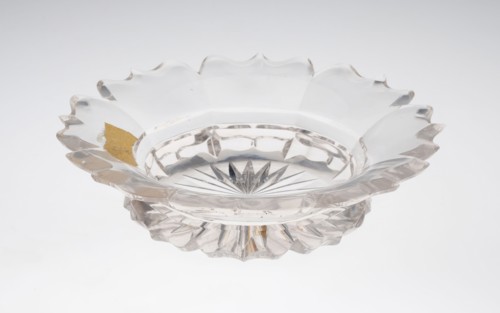 Shallow Dish, c. 1850, England, Bristol, Bristol, Glass, 4.6 × 18.9 cm (1 13/16 × 7 7/16 in.)