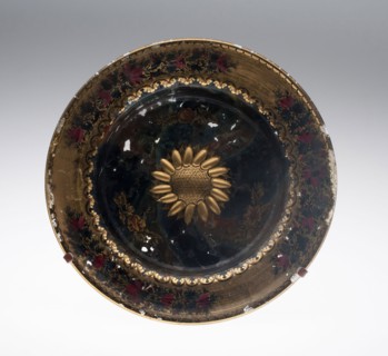 Plate, c. 1720/30, Germany, Schleswig, Schleswig, Glass with gilding, Diam. 22.9 cm (9 in.)