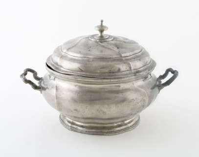 Tureen, 19th century, Johann Wilhelm Stucker, German, 18th century, Schlaggenwald, Germany, Pewter,