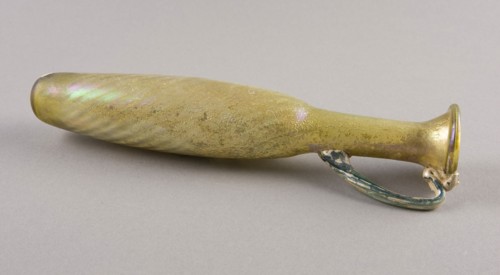Flask, 2nd/3rd century AD, Roman, Levant or Syria, Syria, Glass, blown technique, 22.2 × 6 × 4.1 cm