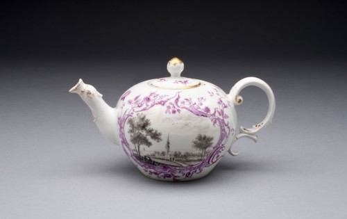 Teapot, c. 1770, Fürstenberg Porcelain Factory, German, founded 1747, Fürstenberg, Hard-paste