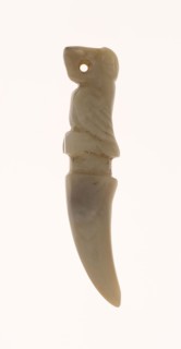 Bird Pointed Pendant, Shang or Western Zhou period, 13th/10th century B.C., China, Jade, 7.1 × 1.5