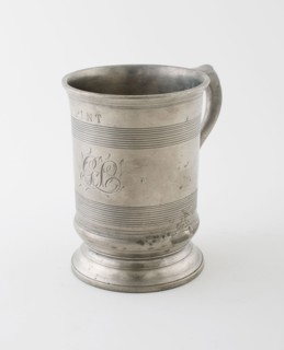 Pint Measure with Double C Handle, 19th century, England, Pewter, 12.7 × 10.2 cm (H. 5 × D. top 4