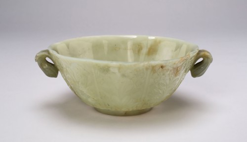 Lobed Lotus-Petal Bowl with Foliate Handles, Mughal period, 18th century, India, India, Jade, 6.3 ×