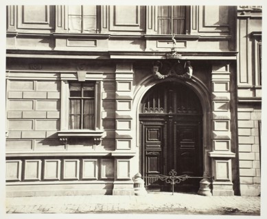 Berggasse No. 16, Portal am Palais des Grafen Georg Festetics de Tolna, 1860s, Austrian, 19th