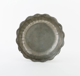 Bowl with Scalloped Edge, 1774, Possibly France, France, Pewter, 4.5 × 23.2 cm (1 3/4 × 9 1/8 in.)