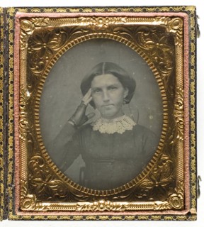 Untitled, 1839/60, 19th century, Unknown Place, Daguerreotype, 8.3 x 7 cm (plate), 9.2 x 8 x 1.4 cm