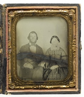 Untitled (Portrait of a Man and Woman), 1855/75, 19th century, Unknown Place, Ambrotype, 8.3 x 7 cm