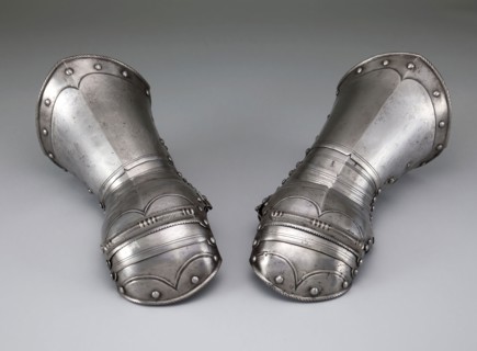Pair of Mitten Gauntlets, c. 1570, German, probably Brunswick, Brunswick, Steel, L. 27.3 cm (10 3/4