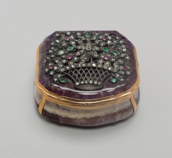 Snuff Box, 1800/1900, Probably England, England, Amethyst, gold, rose diamond, ruby, and emerald, 4