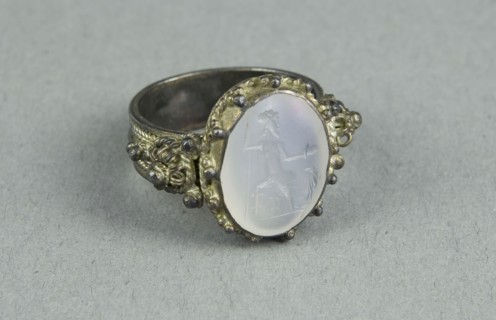 Finger Ring with Intaglio Depicting Zeus, 1st/2nd century AD, Roman, Rome, Stone and metal, Ring: W