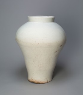 Jar, Joseon dynasty (1392–1910), early 18th century, Korea, Korea, Porcelain, H. 42.2 cm (16 5/8 in