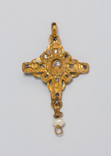 Cross, 1625-1675, European, Europe, Gold, enamel, diamonds, and pearl, 5.5 × 3 cm (2 1/4 × 1 3/16
