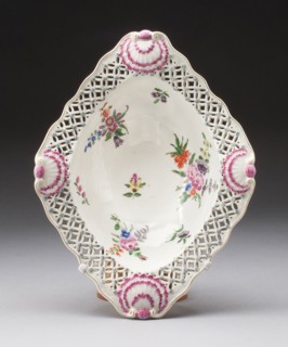 Dish, c. 1770, Worcester Porcelain Factory, Worcester, England, founded 1751, Worcester, Soft-paste