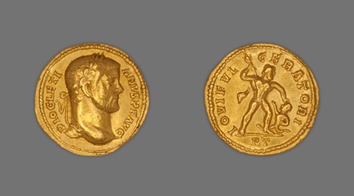 Aureus (Coin) Portraying Emperor Diocletian, 294/305, issued by Diocletian, Roman, minted in Trier,