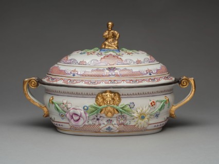 Oval Tureen, 1730/35, Du Paquier Porcelain Manufactory, Austrian, 1718-1744, Vienna, Hard-paste