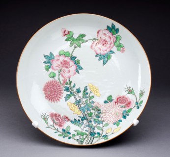 Dish, c. 1725, Qing Dynasty (1644–1911), Yongzhen period (1723–1735), China, Hard-paste porcelain