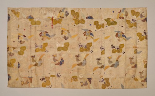 Kesa, late Edo period (1789–1868), 1800/50, Japan, Silk, gold-leaf-on-lacquered-paper-strip wrapped