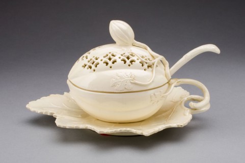 Tureen and Stand with Ladle, 1780/90, Leeds Pottery, English, founded 1756, Yorkshire, Lead-glazed