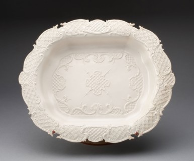 Dish, 1750–1760, Staffordshire, England, Staffordshire, Salt-glazed stoneware, 4.5 x 35.6 x 29.2