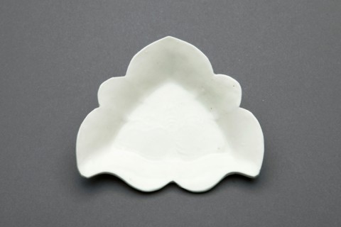 Tri-Lobed Dish with Butterfly, Liao dynasty (907–1125), 12th century, China, Ding ware, glazed