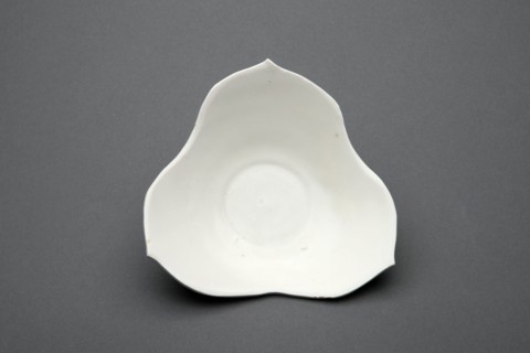 Tri-Lobed Dish, Five Dynasties period (907–960), China, Ding-type ware, glazed porcelain, 12.0 × 3