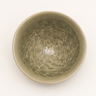 Conical Bowl with Interior of Fish Swimming amid Waves Encircling a Sea Crab and Exterior of